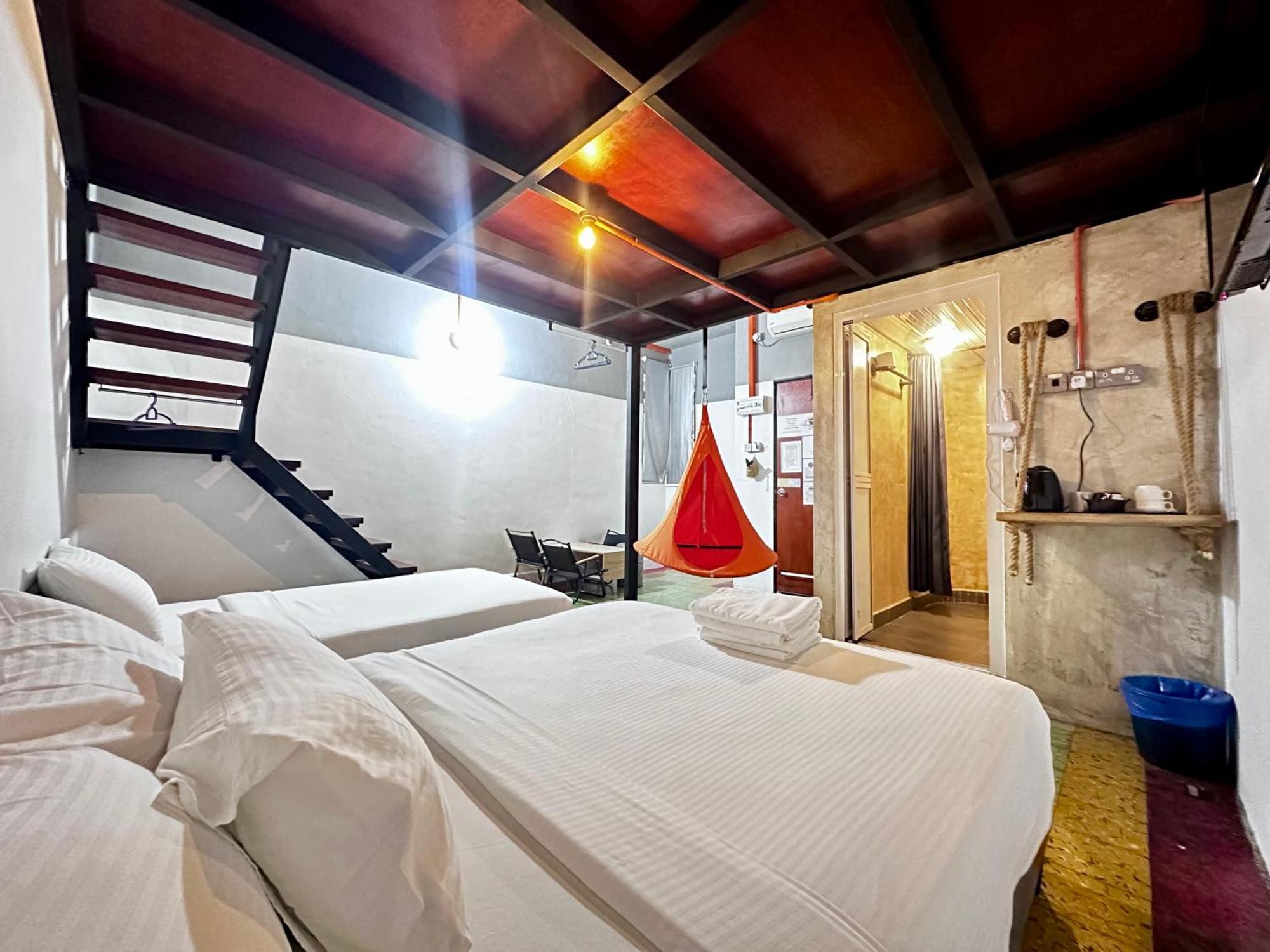 Ardour Lodge "A" Wing Tanjung Bungah  Luaran gambar